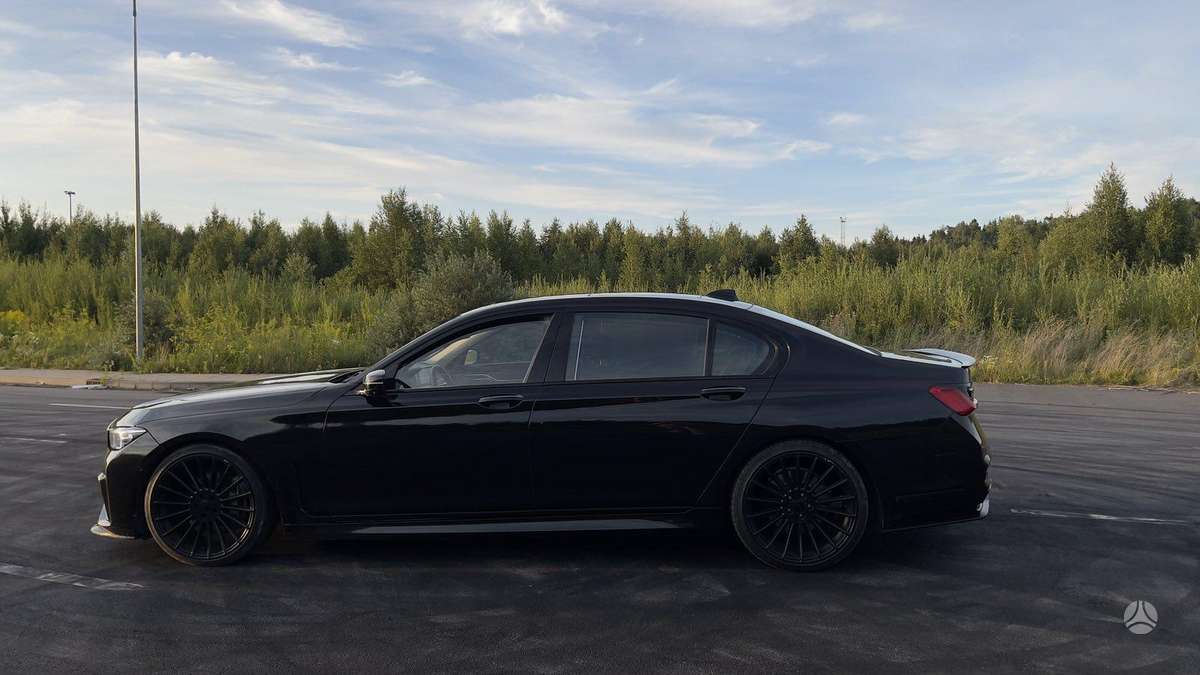 BMW 730, 3.0 l., limousine