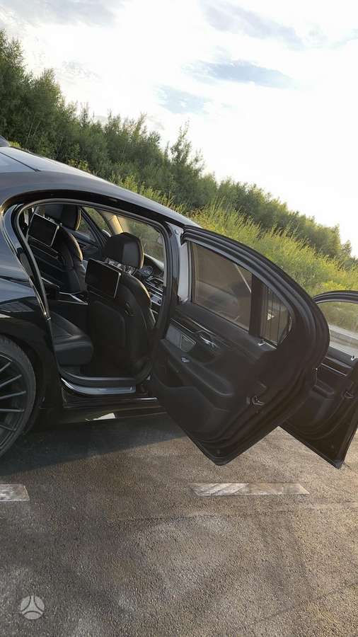 BMW 730, 3.0 l., limousine