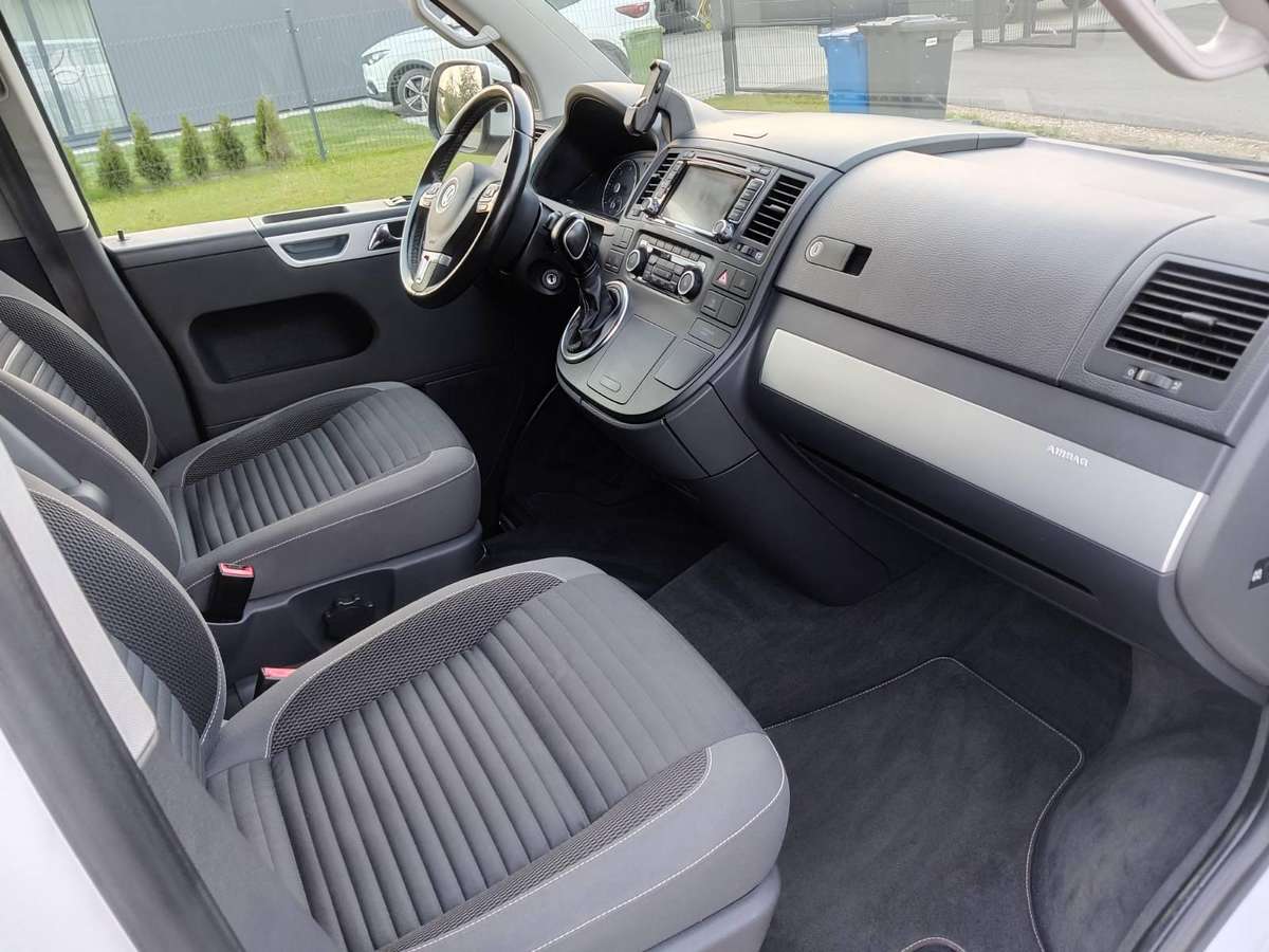 Volkswagen Multivan, 2.0 l., Минивэн