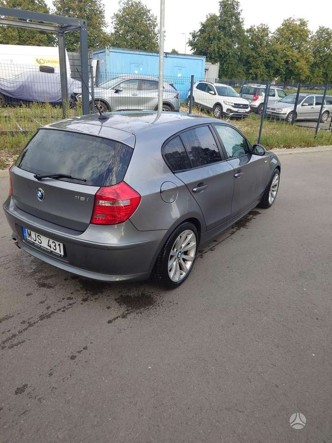BMW 118, 2.0 l., Хэтчбек