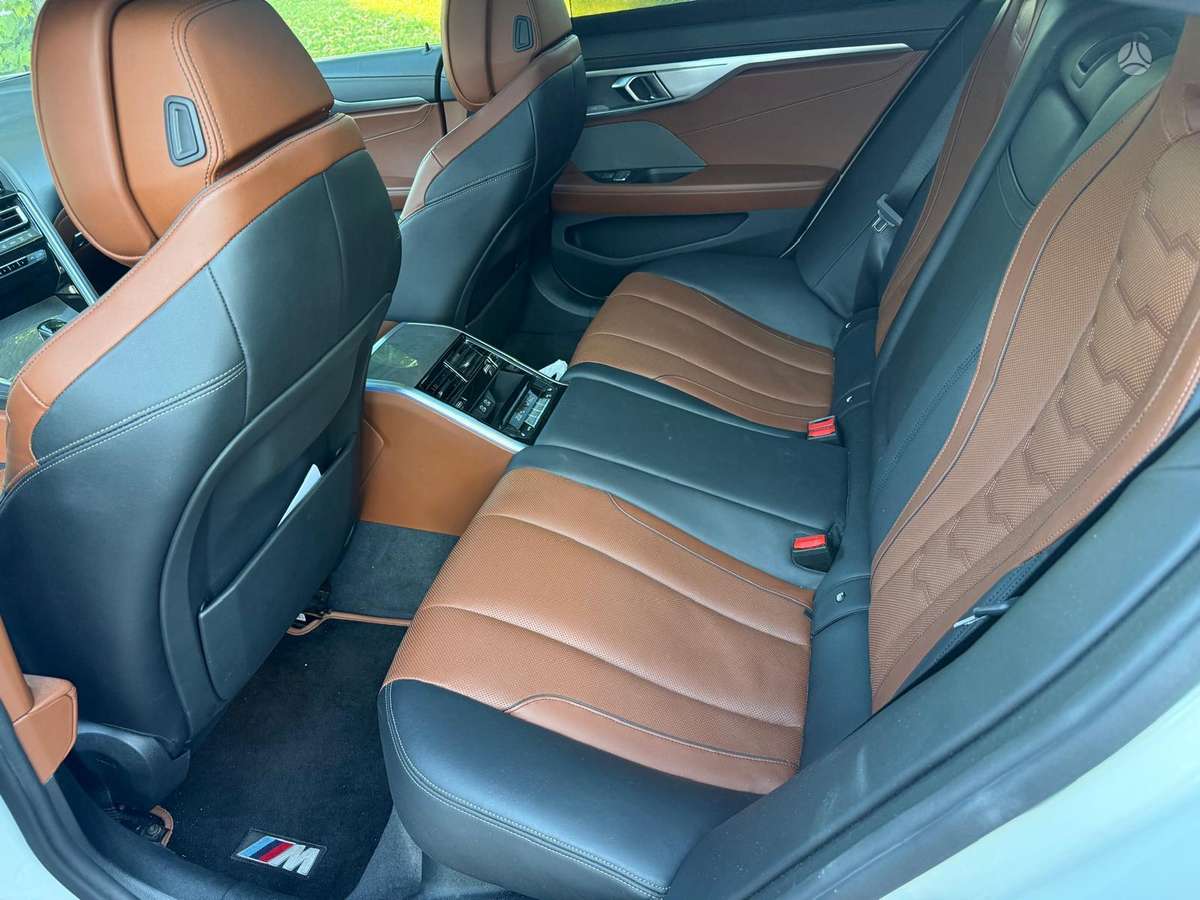 BMW M850, 4.4 l., Седан