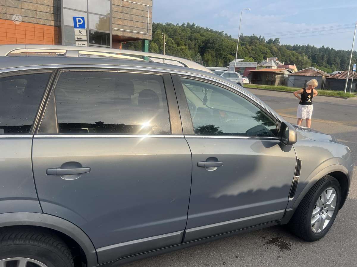 Opel Antara, 2.2 l., Внедорожник / Кроссовер
