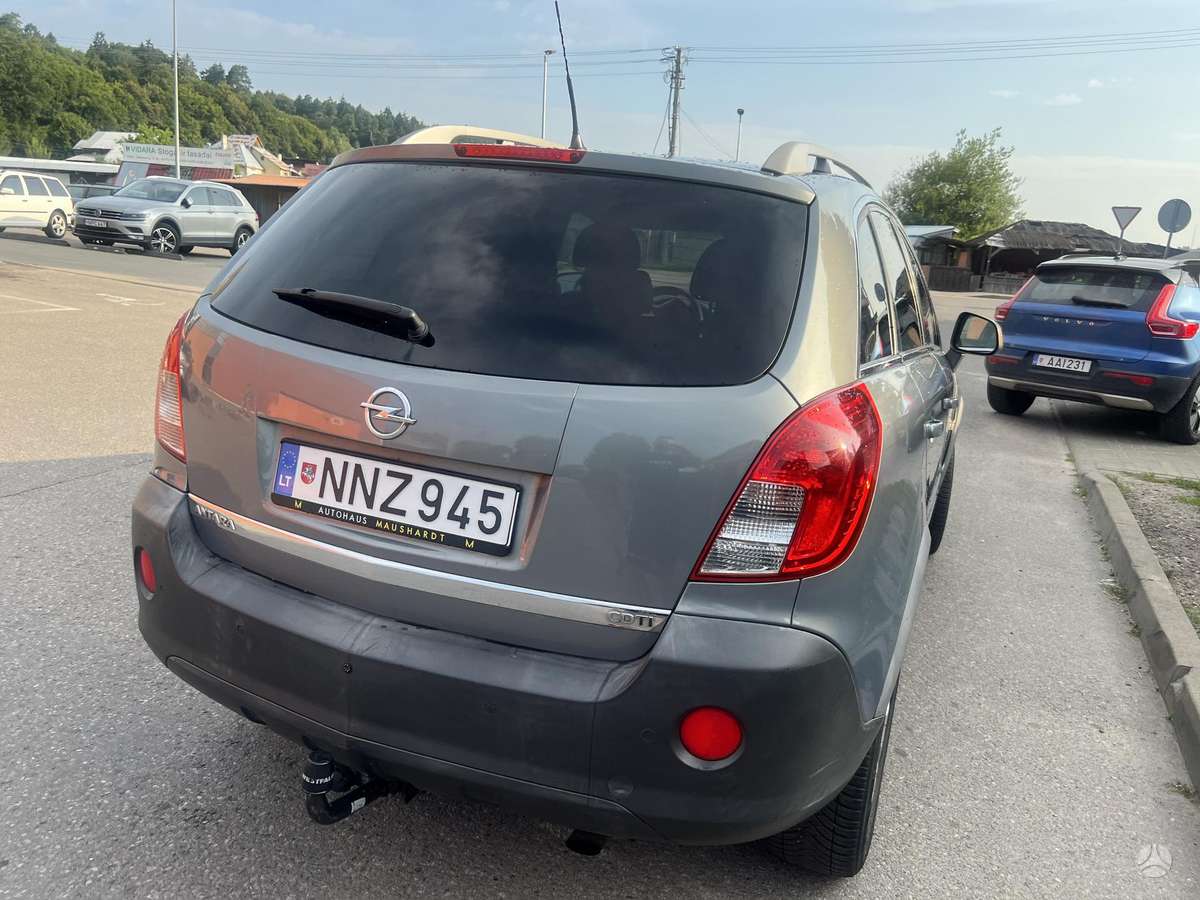 Opel Antara, 2.2 l., Внедорожник / Кроссовер