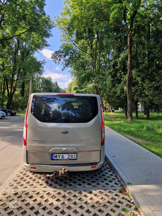 Ford Transit Custom, 2.2 l., Минивэн