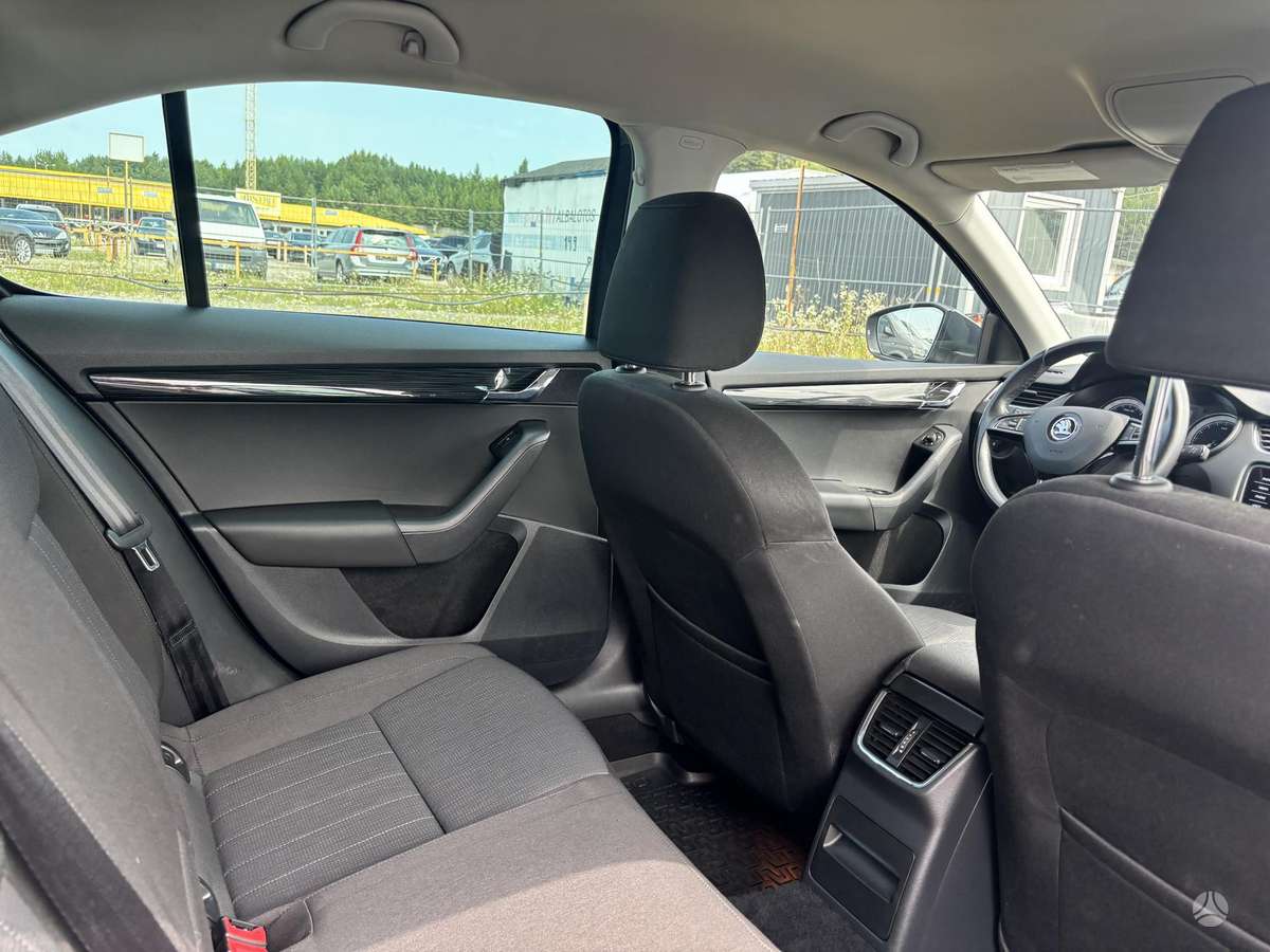 Skoda Octavia, 1.6 l., hatchback