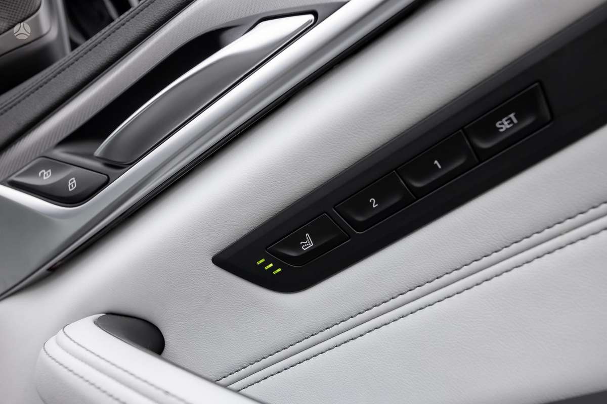 BMW M5, 4.4 l., Седан
