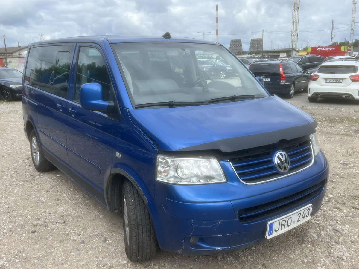 Volkswagen Multivan, 2.5 l., Минивэн