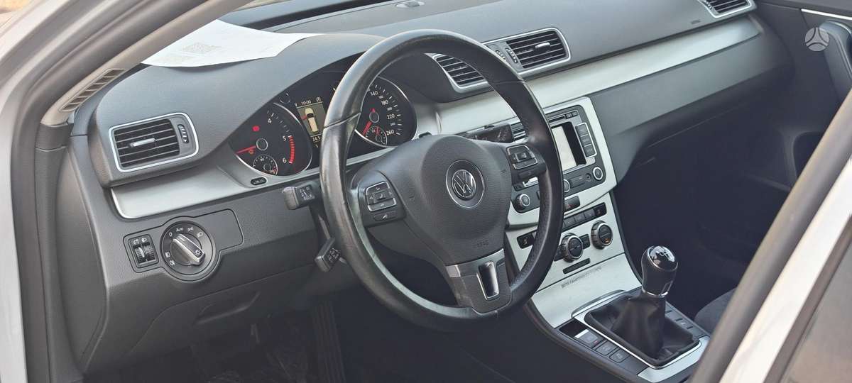 Volkswagen Passat, 2.0 l., Универсал