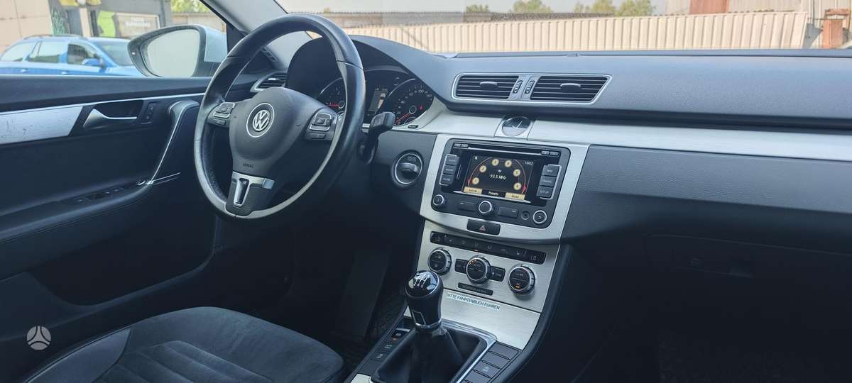 Volkswagen Passat, 2.0 l., Универсал