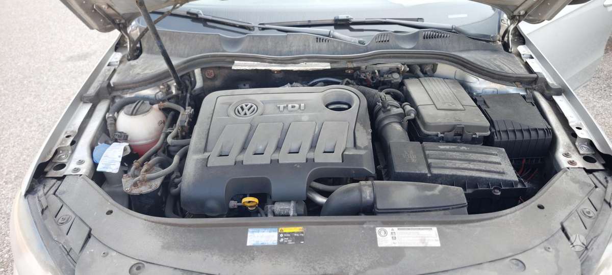 Volkswagen Passat, 2.0 l., Универсал