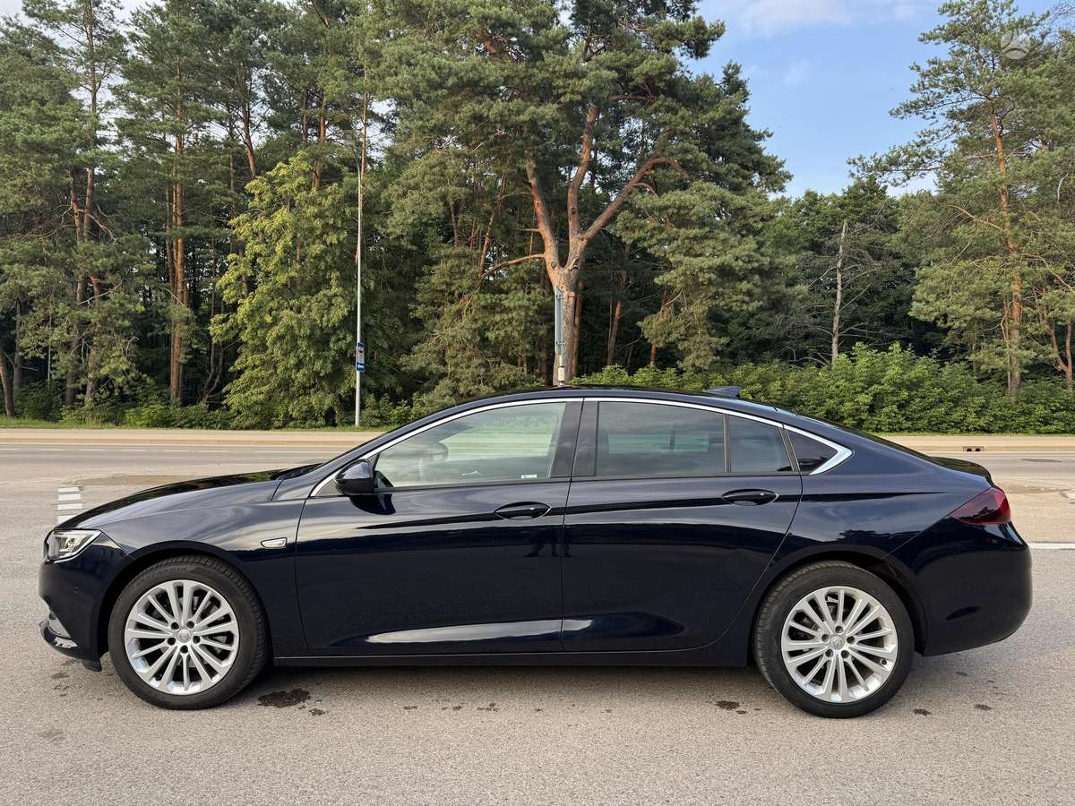 Opel Insignia, 2.0 l., Хэтчбек