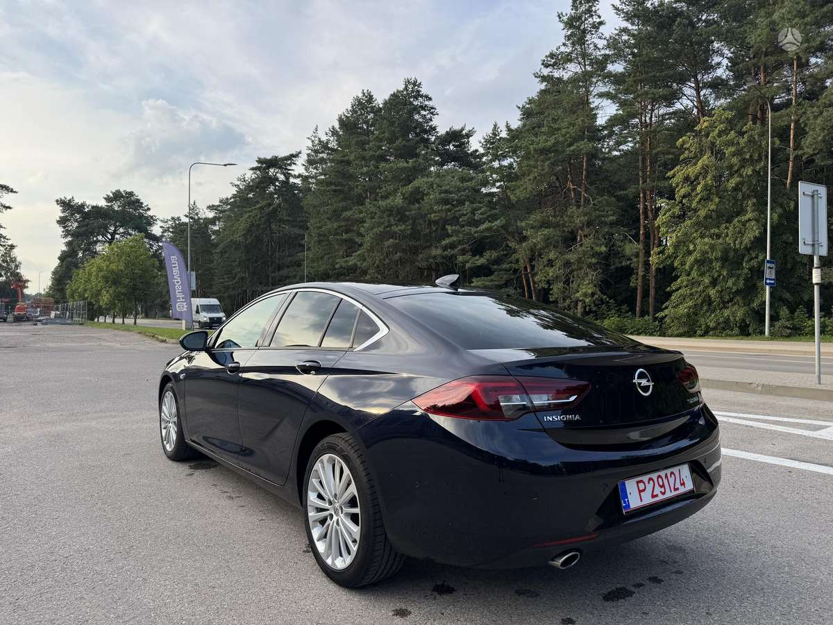 Opel Insignia, 2.0 l., Хэтчбек