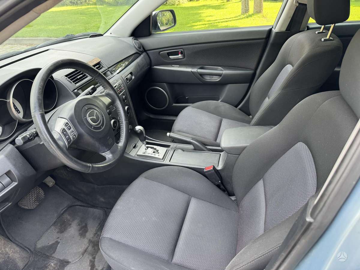 Mazda 3, 1.6 l., hatchback