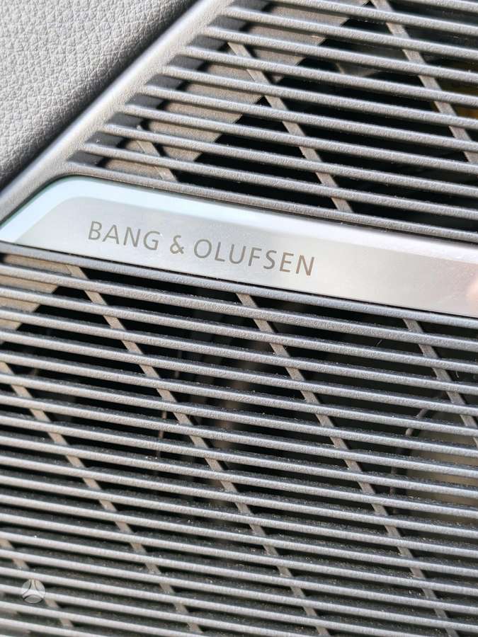 Audi Q8, 3.0 l., off-road / crossover