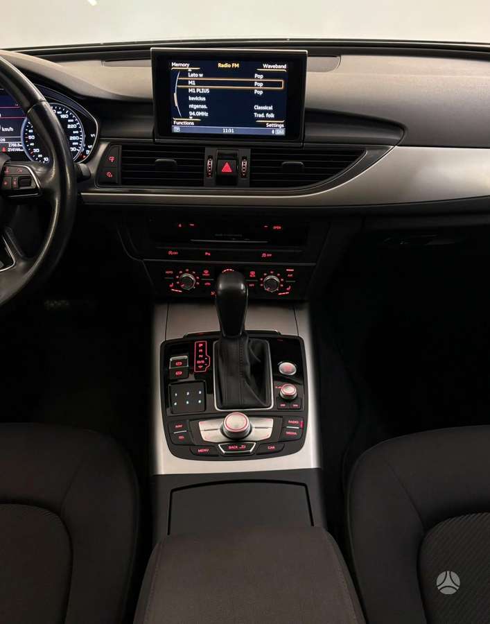 Audi A6, 2.0 l., universalas