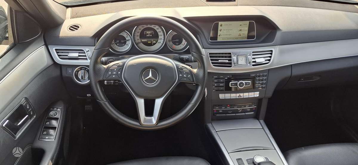 Mercedes-Benz E200, 2.1 l., Универсал