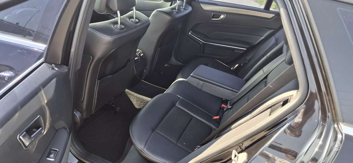 Mercedes-Benz E200, 2.1 l., Универсал