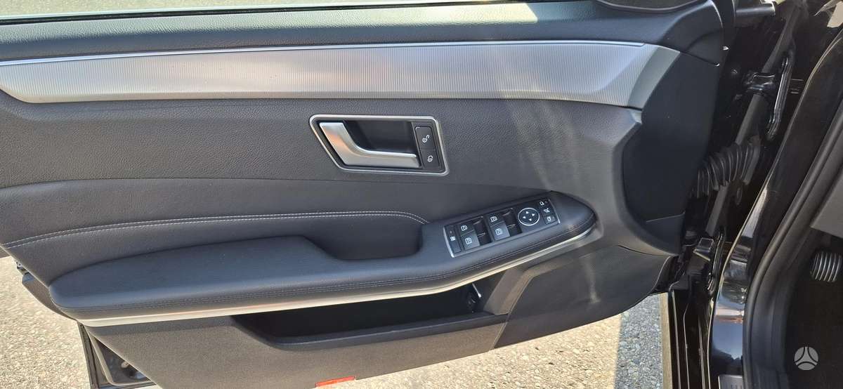 Mercedes-Benz E200, 2.1 l., Универсал