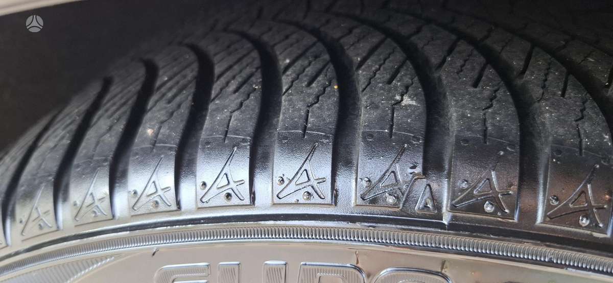 Mercedes-Benz E200, 2.1 l., Универсал