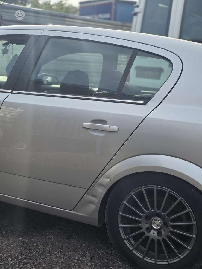 Opel Astra по частям