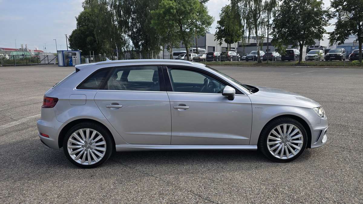 Audi A3, 1.4 l., hatchback