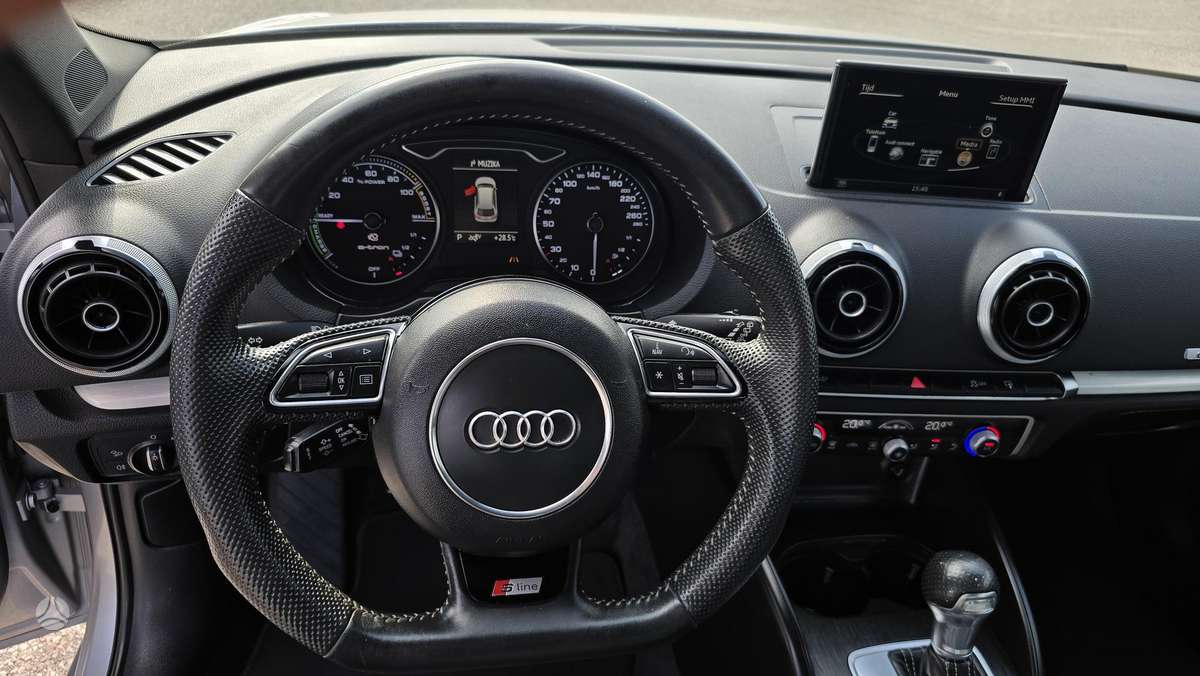 Audi A3, 1.4 l., hatchback
