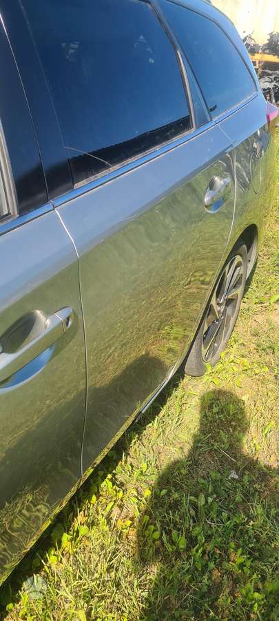Toyota Auris Spalva c tr1g6