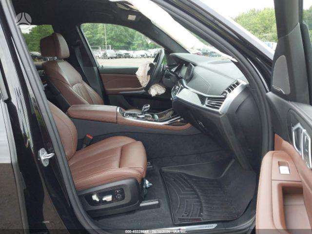 BMW X7, Внедорожник / Кроссовер