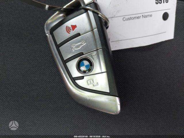 BMW X7, Внедорожник / Кроссовер