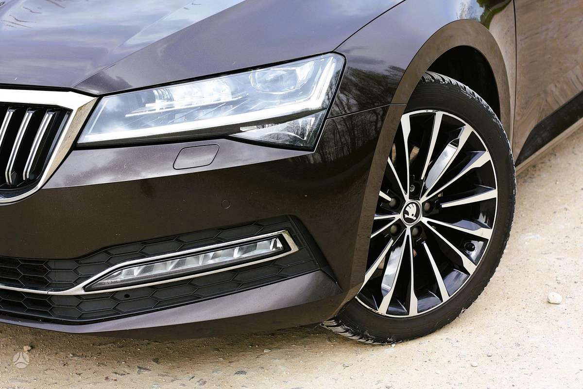 Skoda Superb, 1.5 l., Универсал