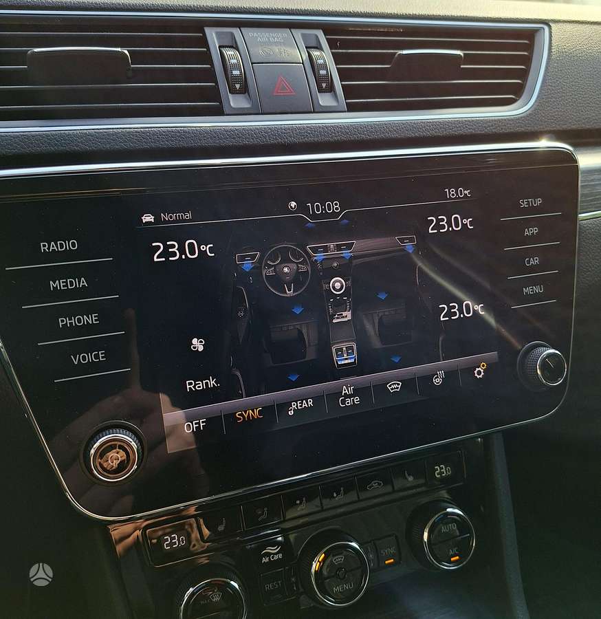 Skoda Superb, 1.5 l., Универсал