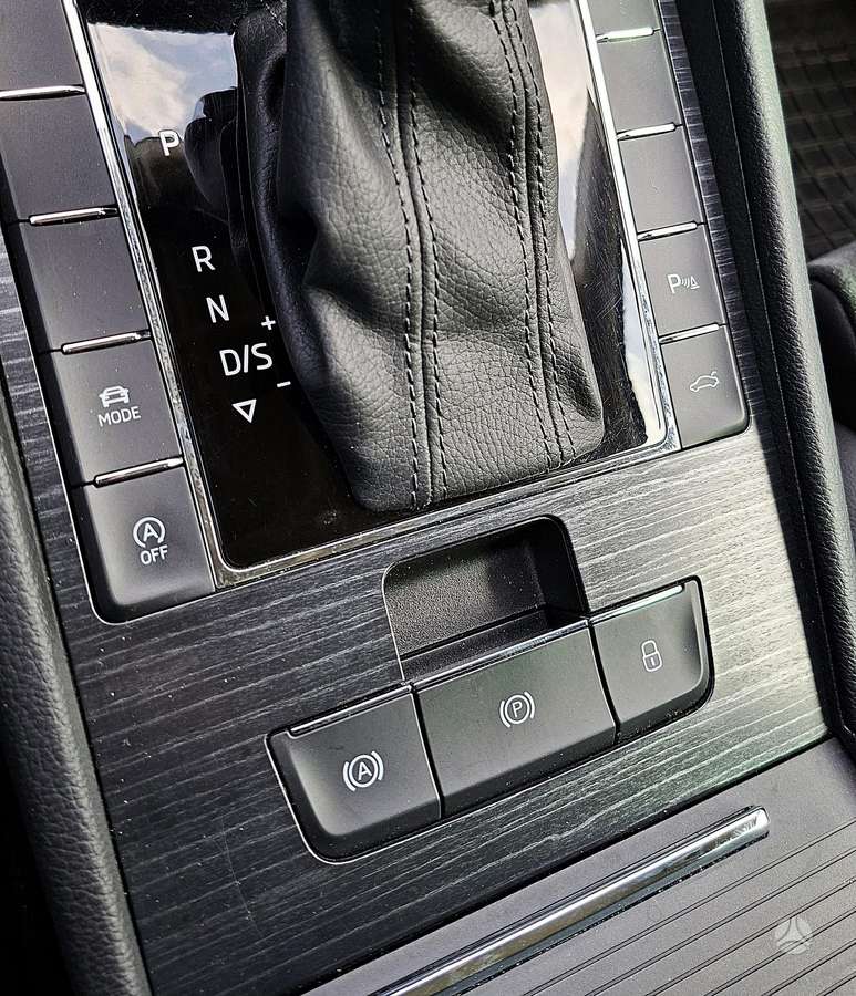 Skoda Superb, 1.5 l., Универсал