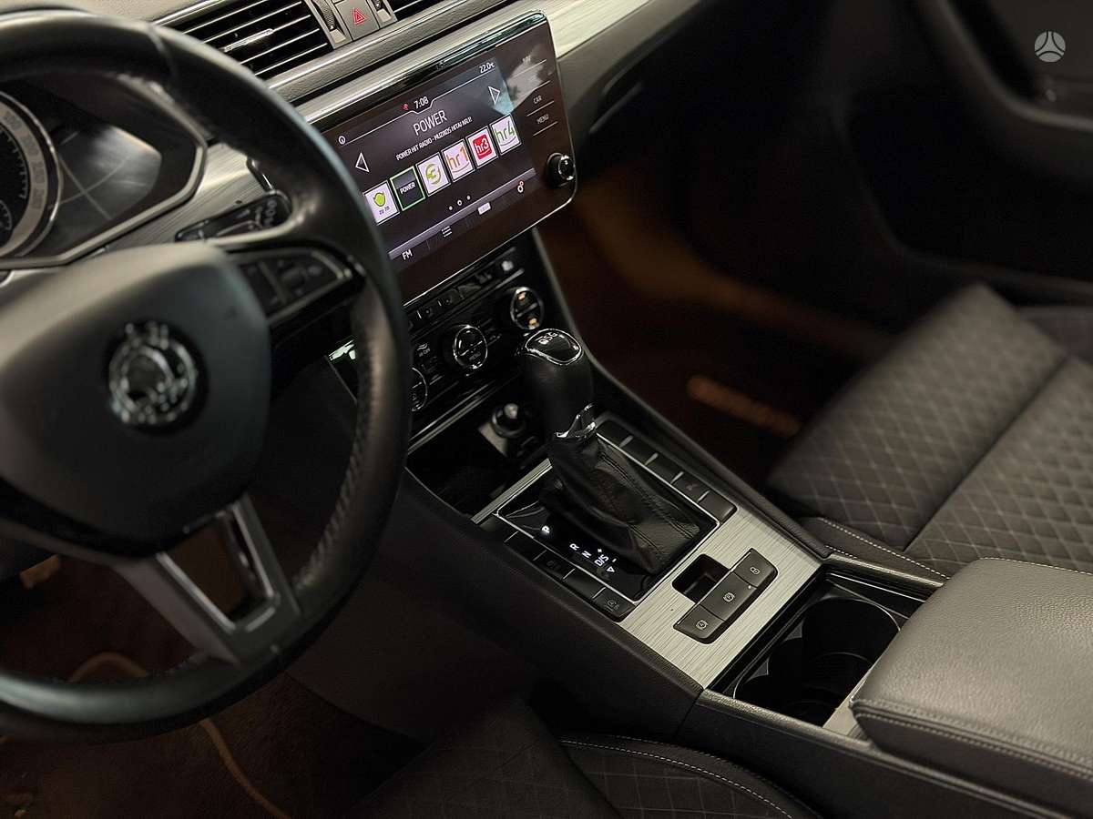 Skoda Superb, 2.0 l., Универсал