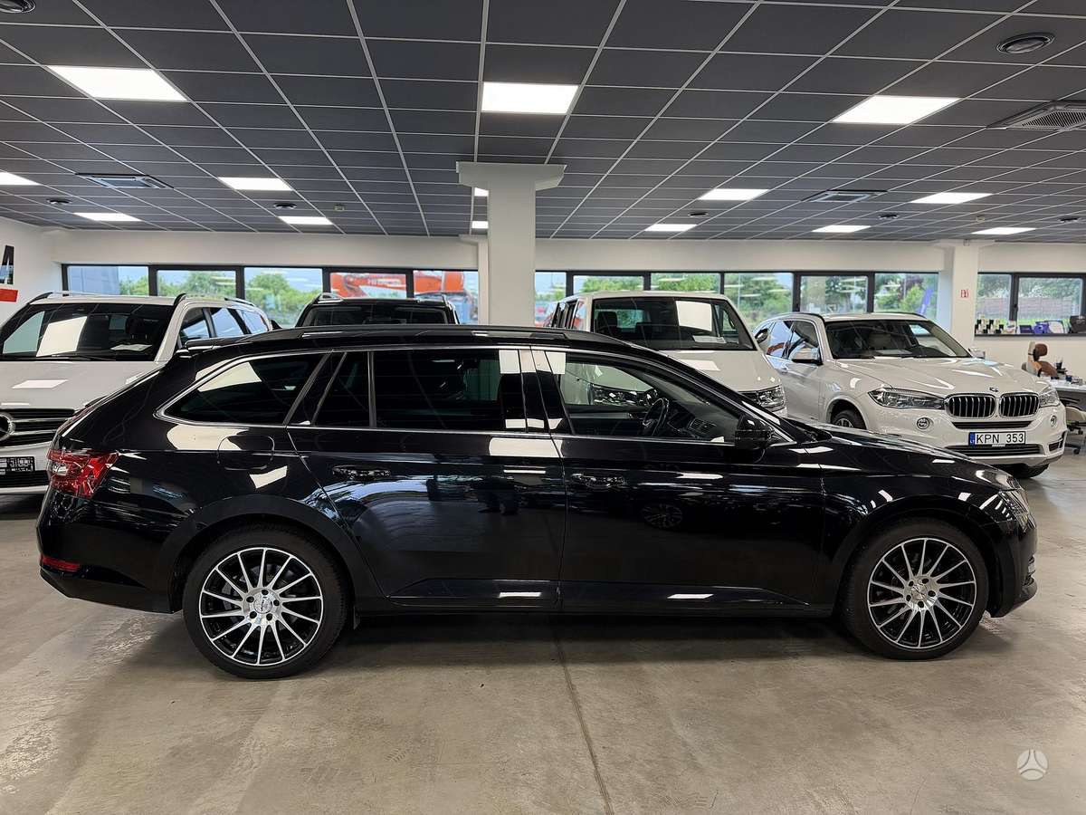 Skoda Superb, 2.0 l., wagon