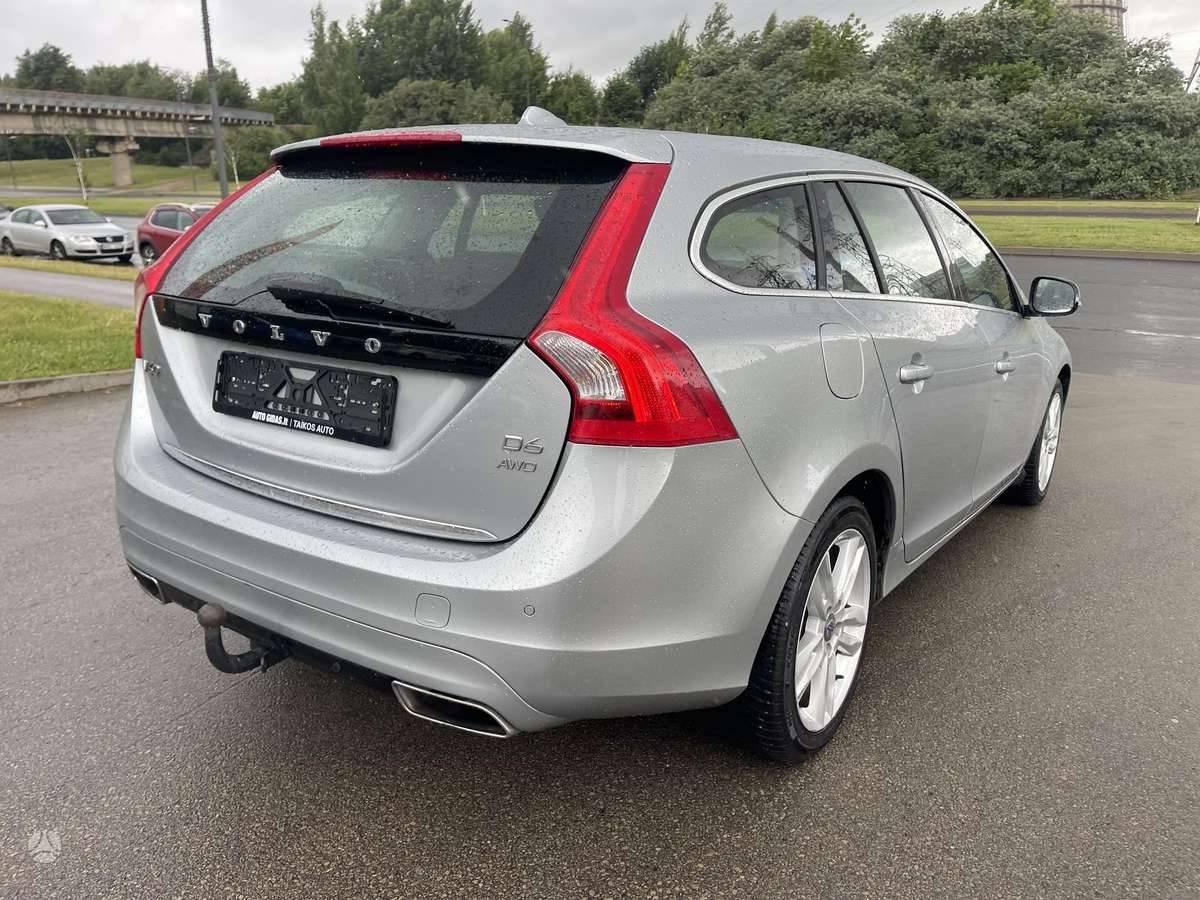 Volvo V60, 2.4 l., Универсал