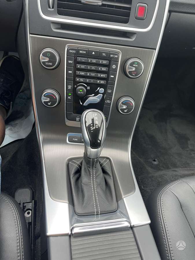 Volvo V60, 2.4 l., Универсал