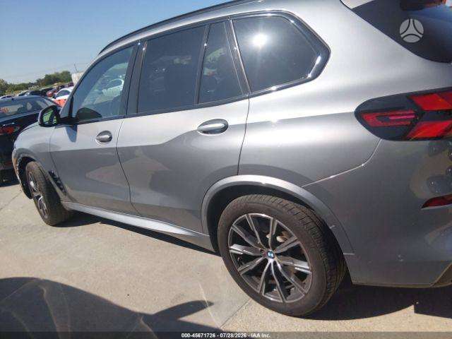 BMW X5, off-road / crossover