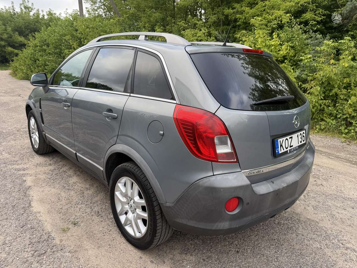 Opel Antara, 2.2 l., off-road / crossover