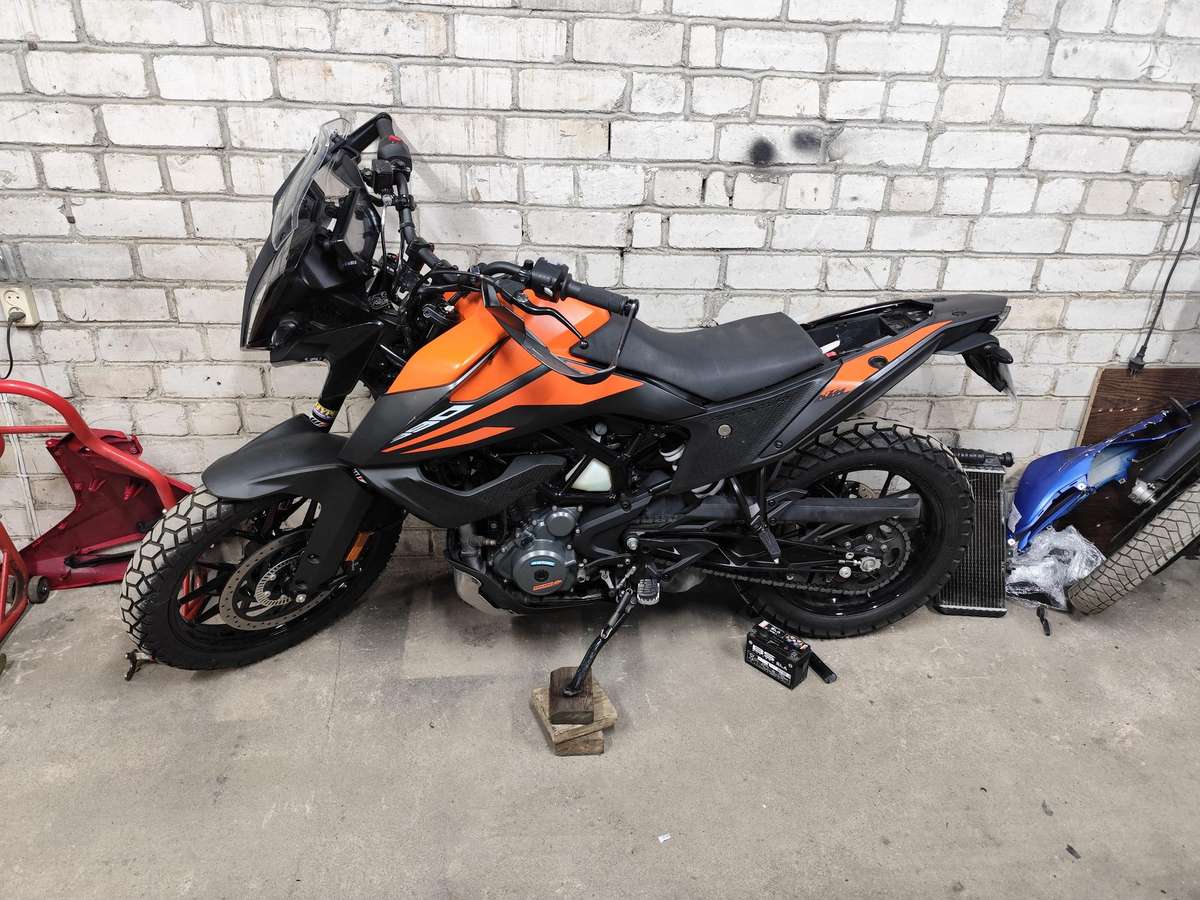 KTM 390 Adventure, enduro / adventure