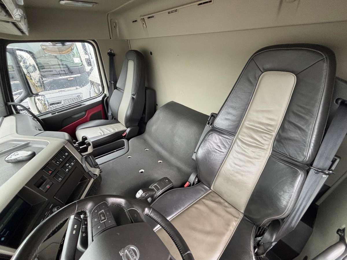 Volvo FM380, šaldytuvai