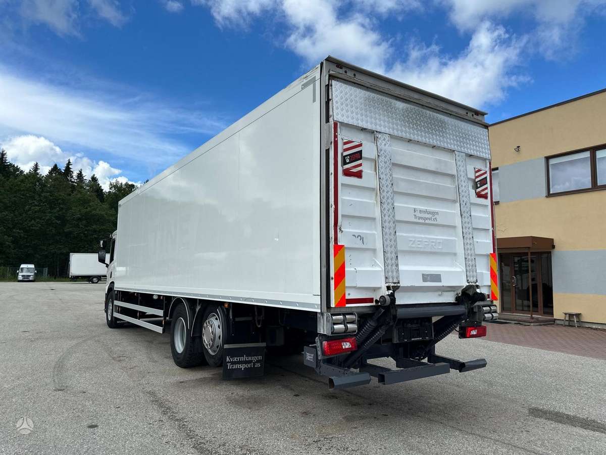 Scania P370, refrigerated trucks