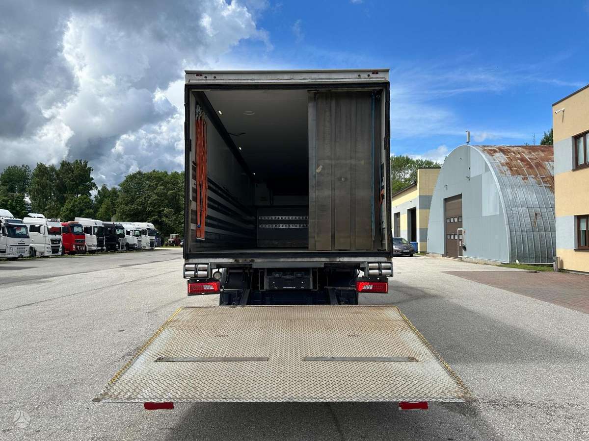 Scania P370, refrigerated trucks