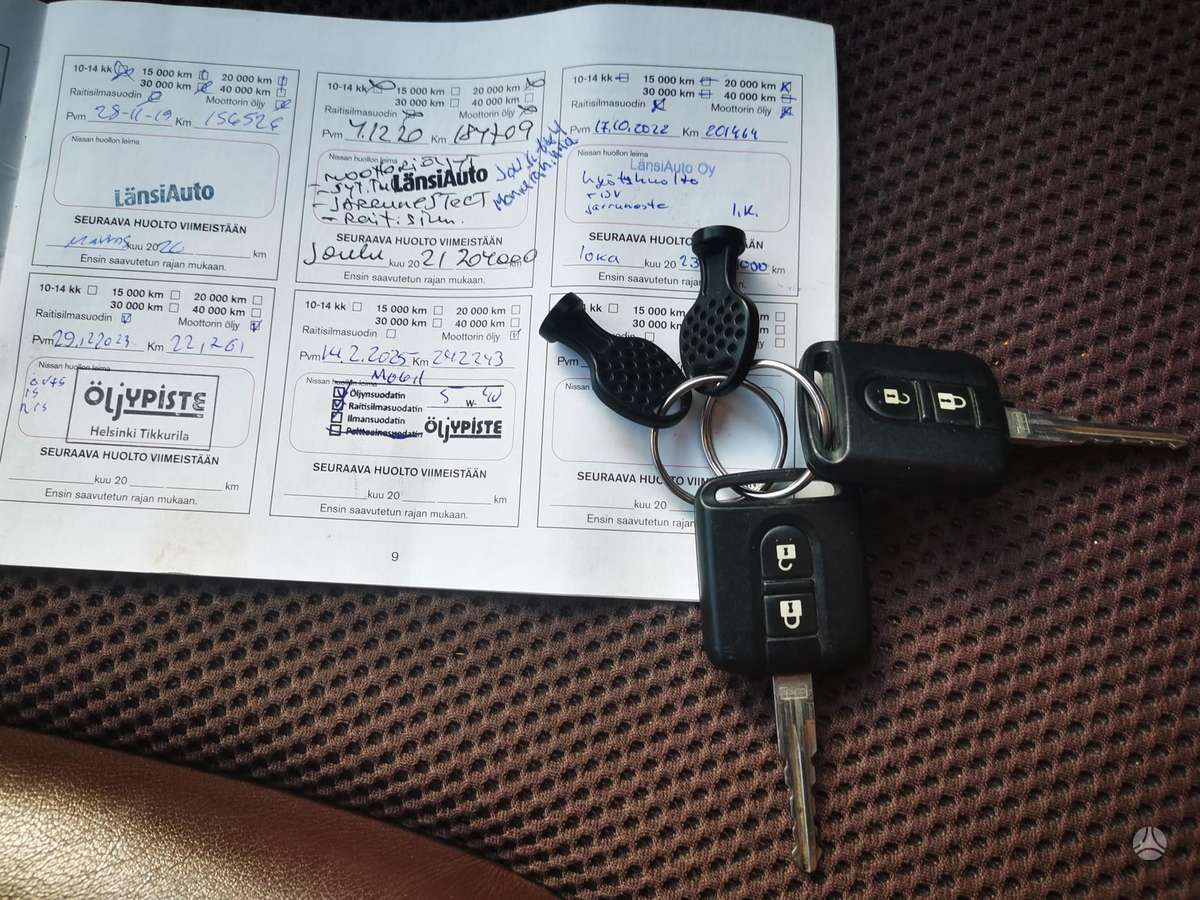 Nissan Note, 1.6 l., hatchback