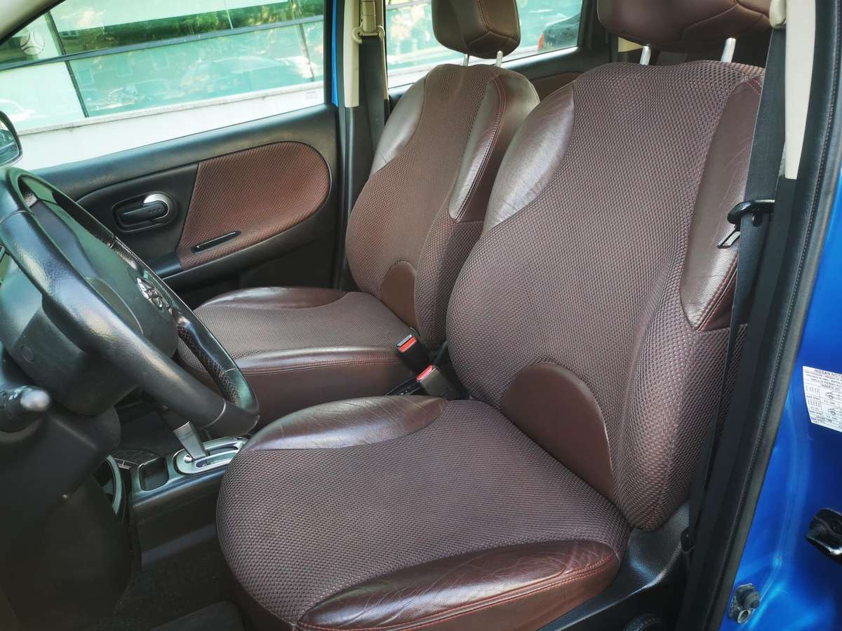 Nissan Note, 1.6 l., Хэтчбек