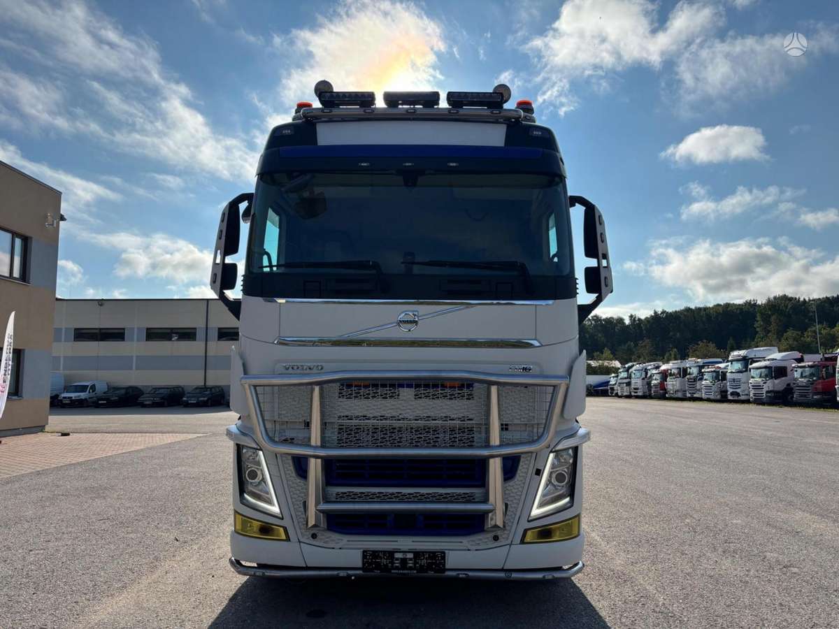 Volvo FH16 650, single sleeper