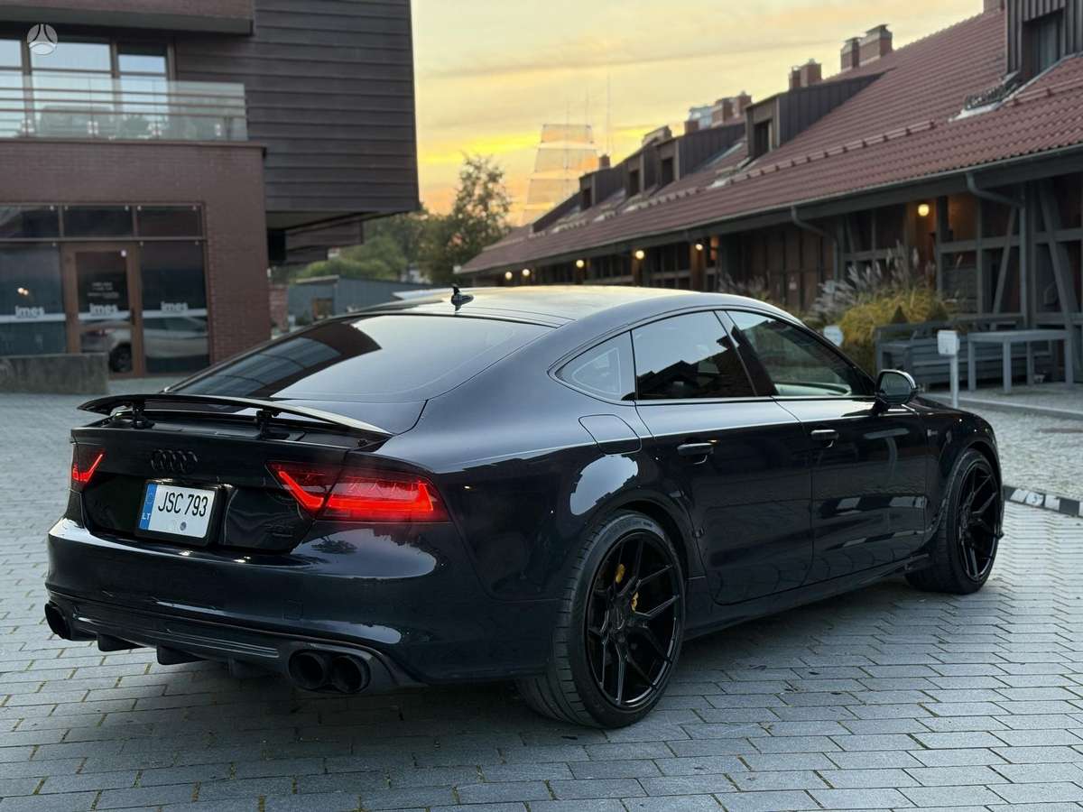 Audi A7, 3.0 l., hatchback