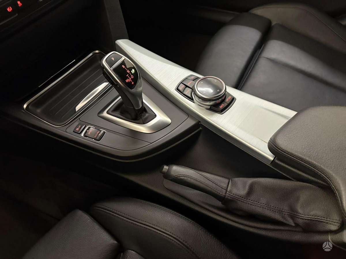 BMW 320, 2.0 l., wagon