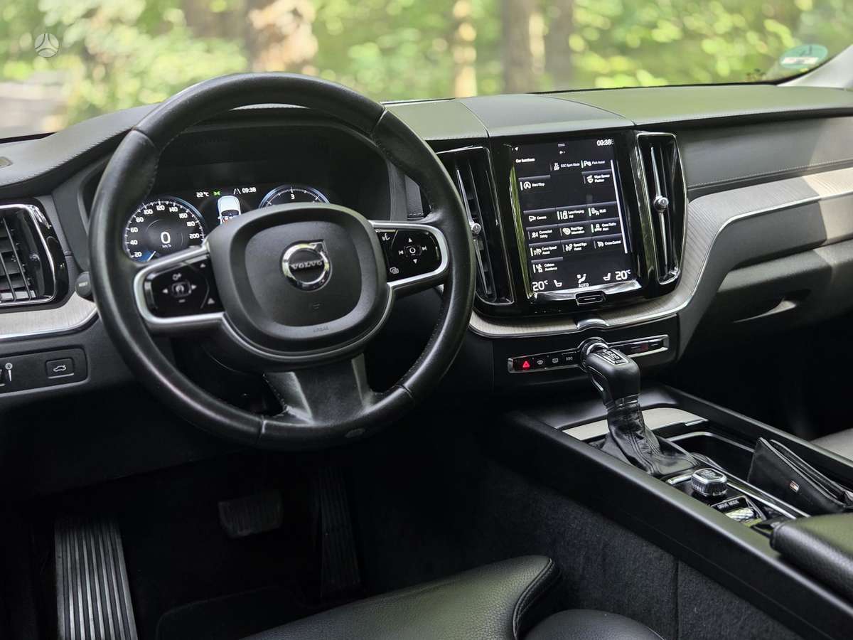 Volvo XC60, 2.0 l., Внедорожник / Кроссовер