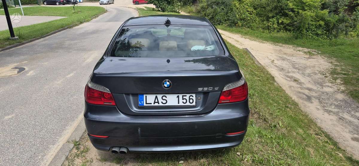 BMW 530, 3.0 l., sedanas