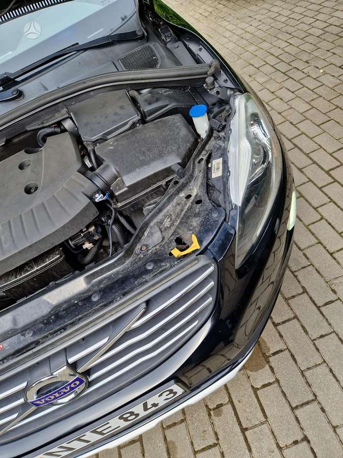 Volvo XC60, 2.0 l., mpv / minivan